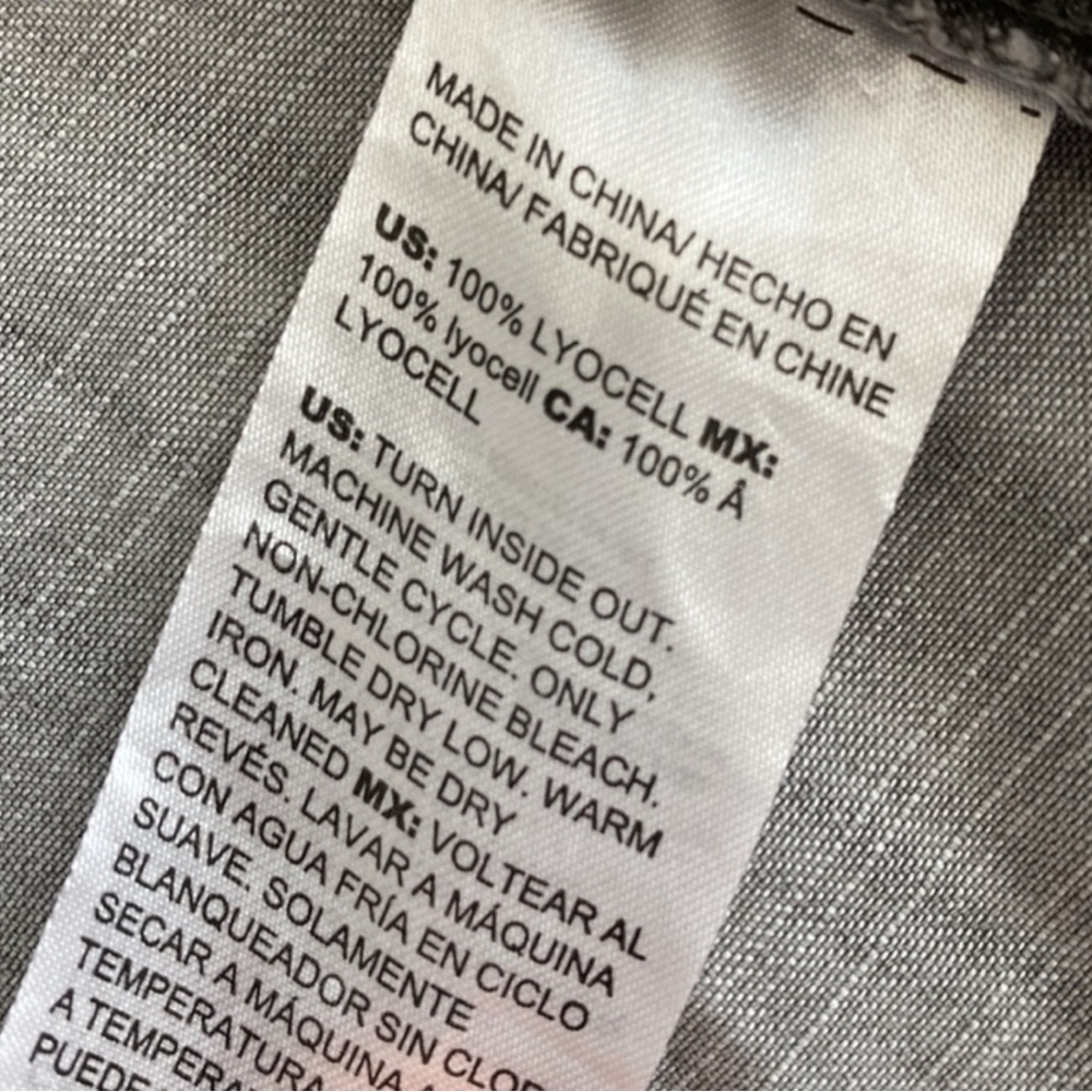 CHICO’s Half Placket Button-Down Shirt in Moonstone Size 0 (4-6) - Picture 11 of 13